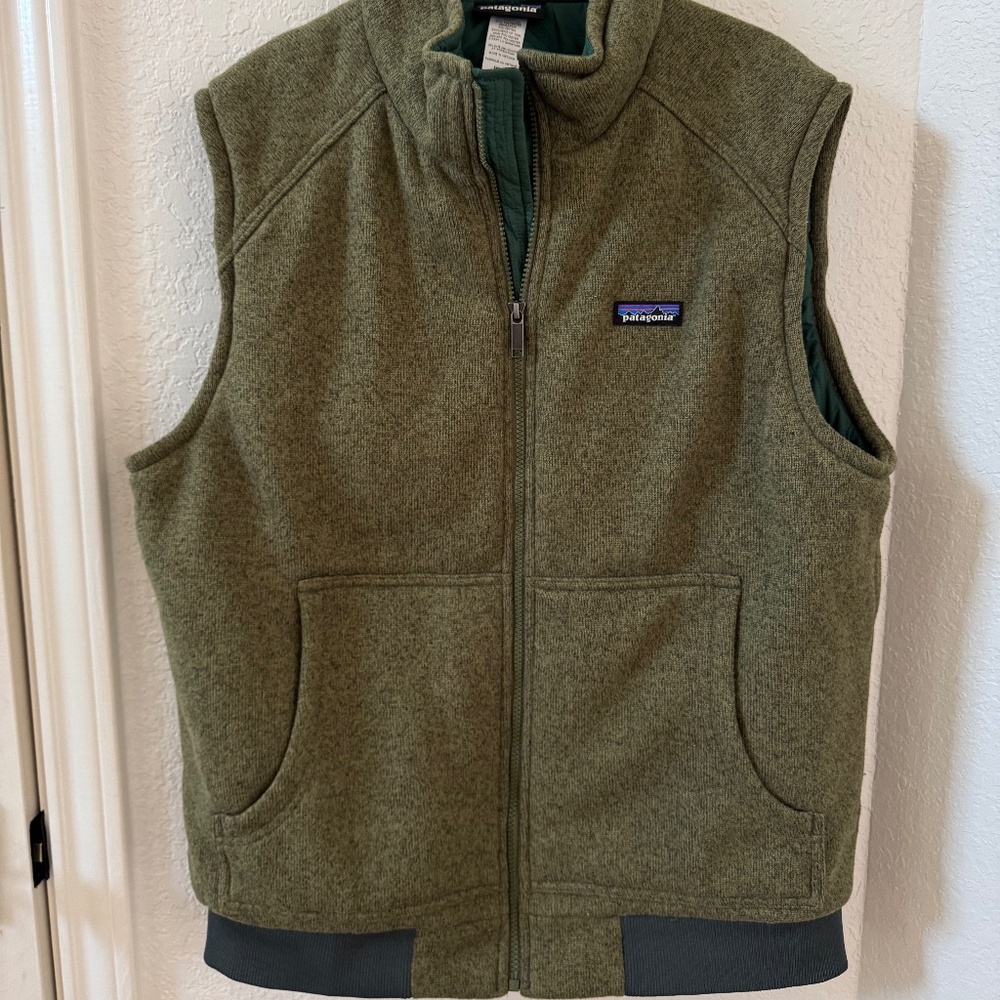 Patagonia Men’s Insulated Better Sweater Vest